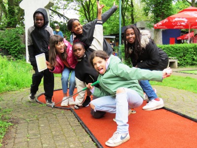 Catechesemoment 7 - Vormsel / vormelingen 2023 - Zoektocht - minigolf - Sint-Anna-ten-Drieënparochie, Antwerpen Linkeroever - Zondag 7 mei 2023